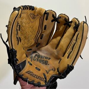 Mizuno GPP 1152 Prospect Power Close Youth Baseball Glove 11.5 inches RHT